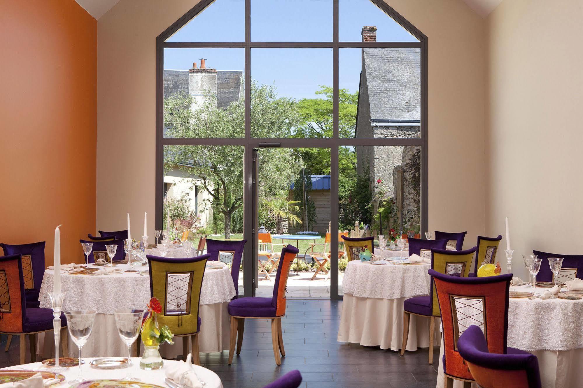 Logis Hotel O En Couleur Oucques-la-Nouvelle Εξωτερικό φωτογραφία